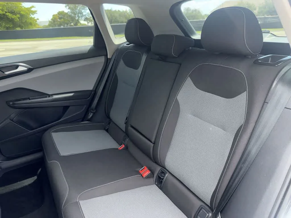 2023 Volkswagen Taos S photo 22