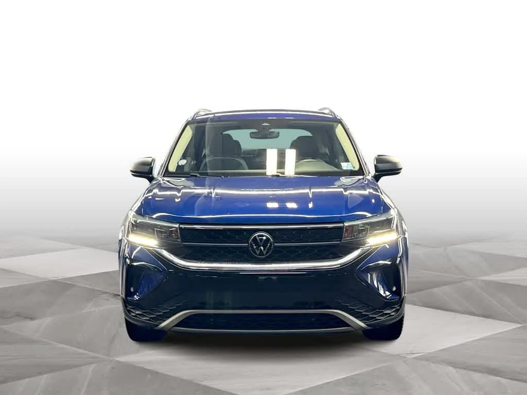 2024 Volkswagen Taos S photo 3