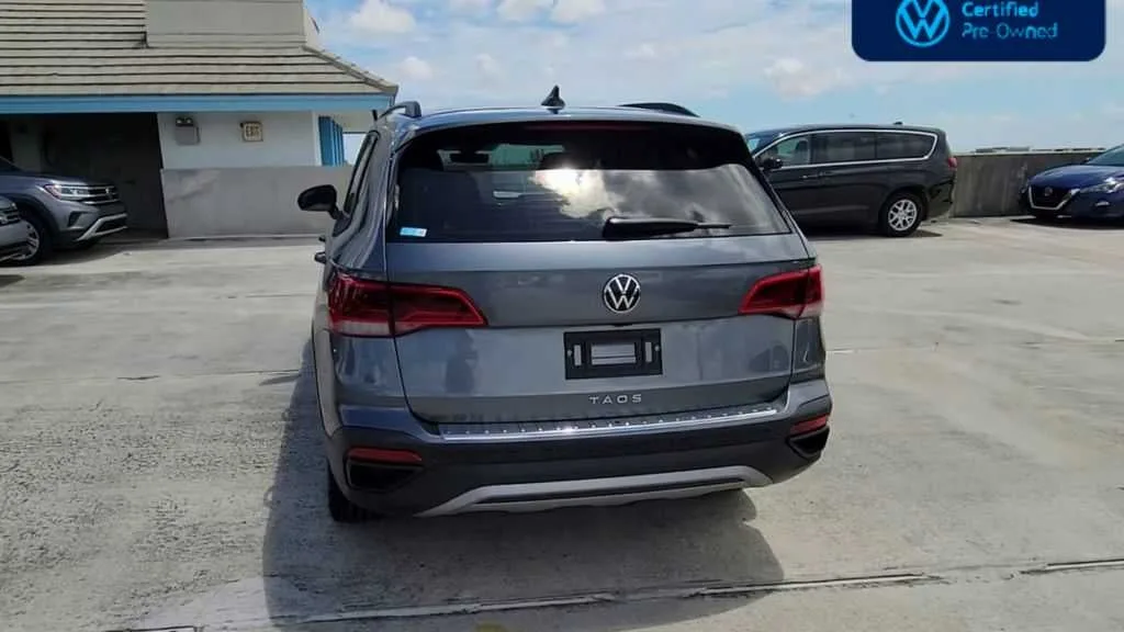 2024 Volkswagen Taos S photo 7