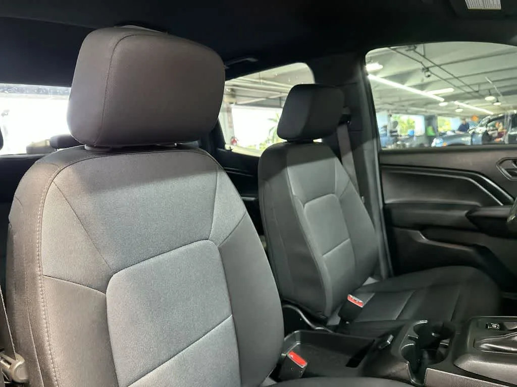 2023 Chevrolet Colorado 2WD Work Truck photo 27