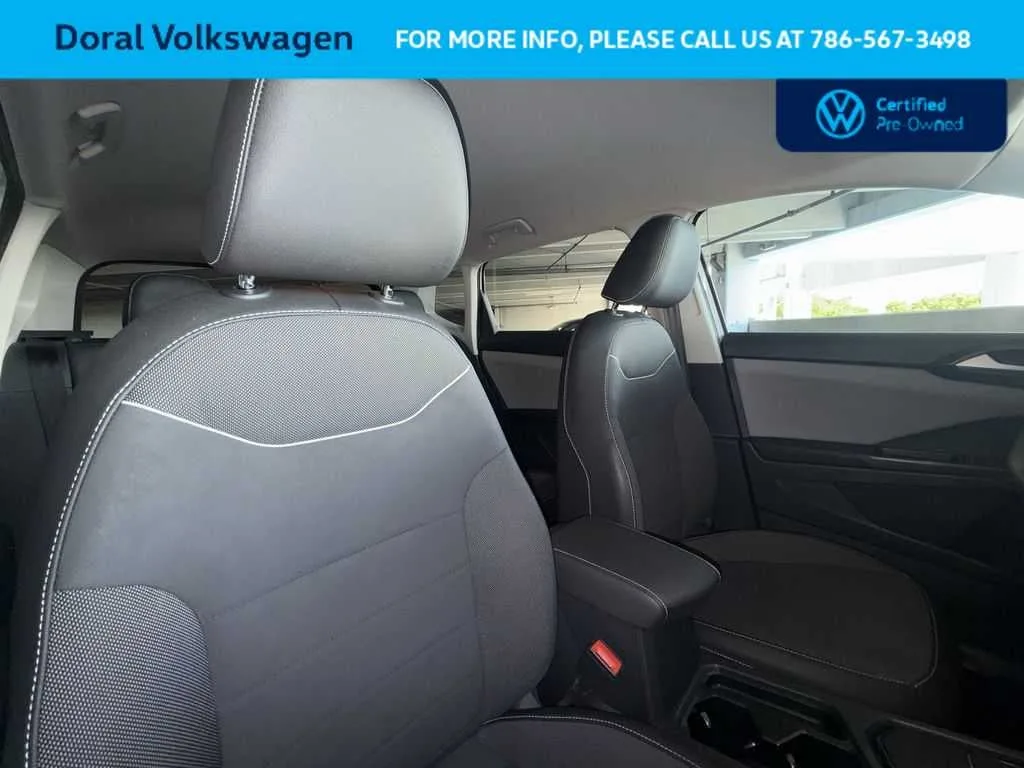 2023 Volkswagen Taos SE photo 27