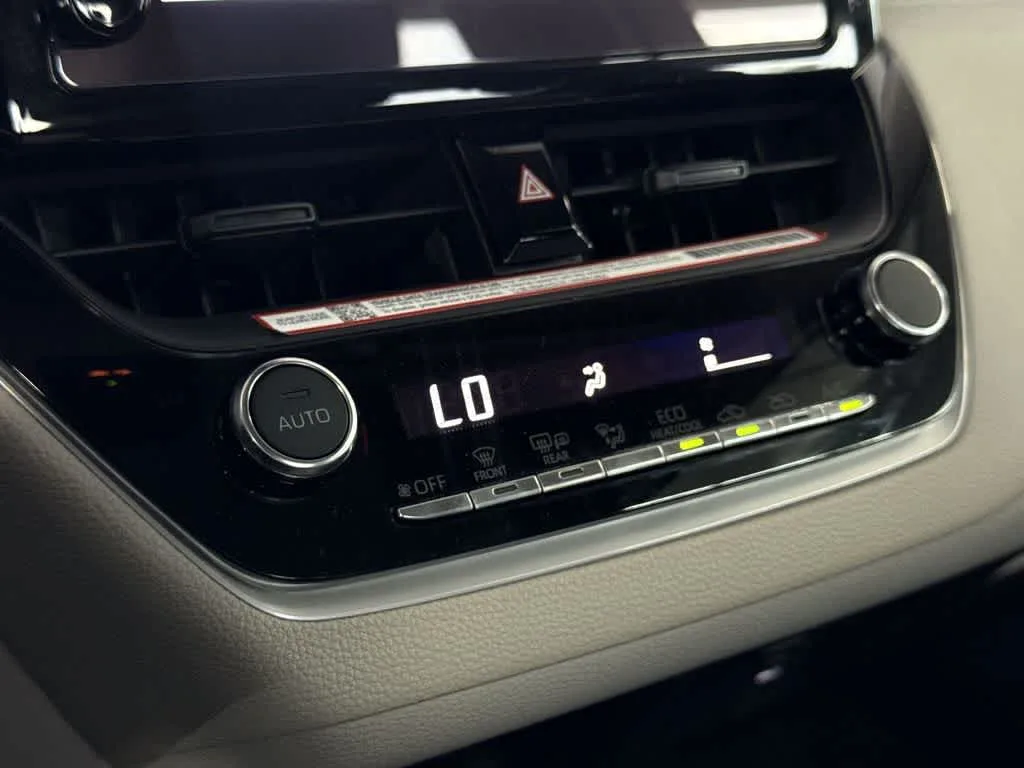 2026 Toyota Corolla LE photo 20