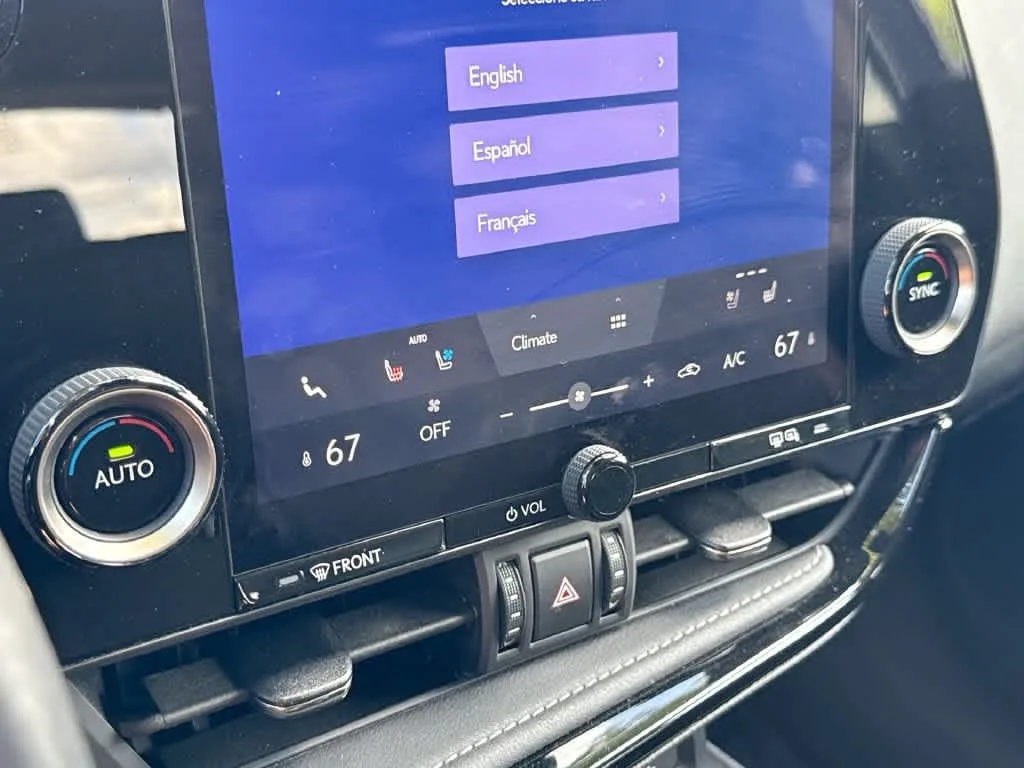 2024 Lexus NX 250 Premium photo 19