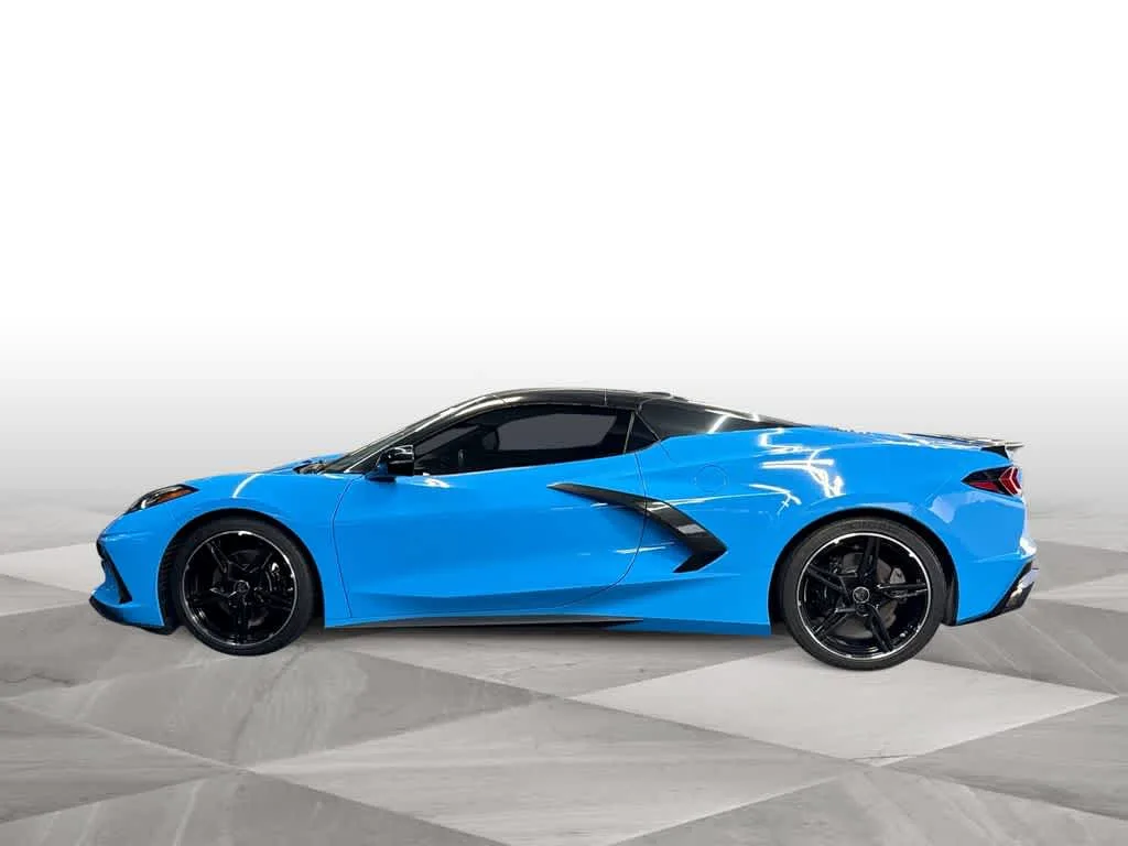 2023 Chevrolet Corvette 2LT photo 5