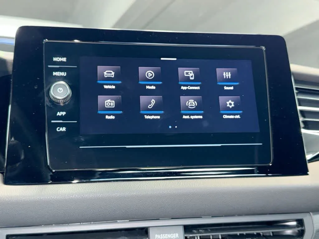 2026 Volkswagen Jetta Sport photo 17