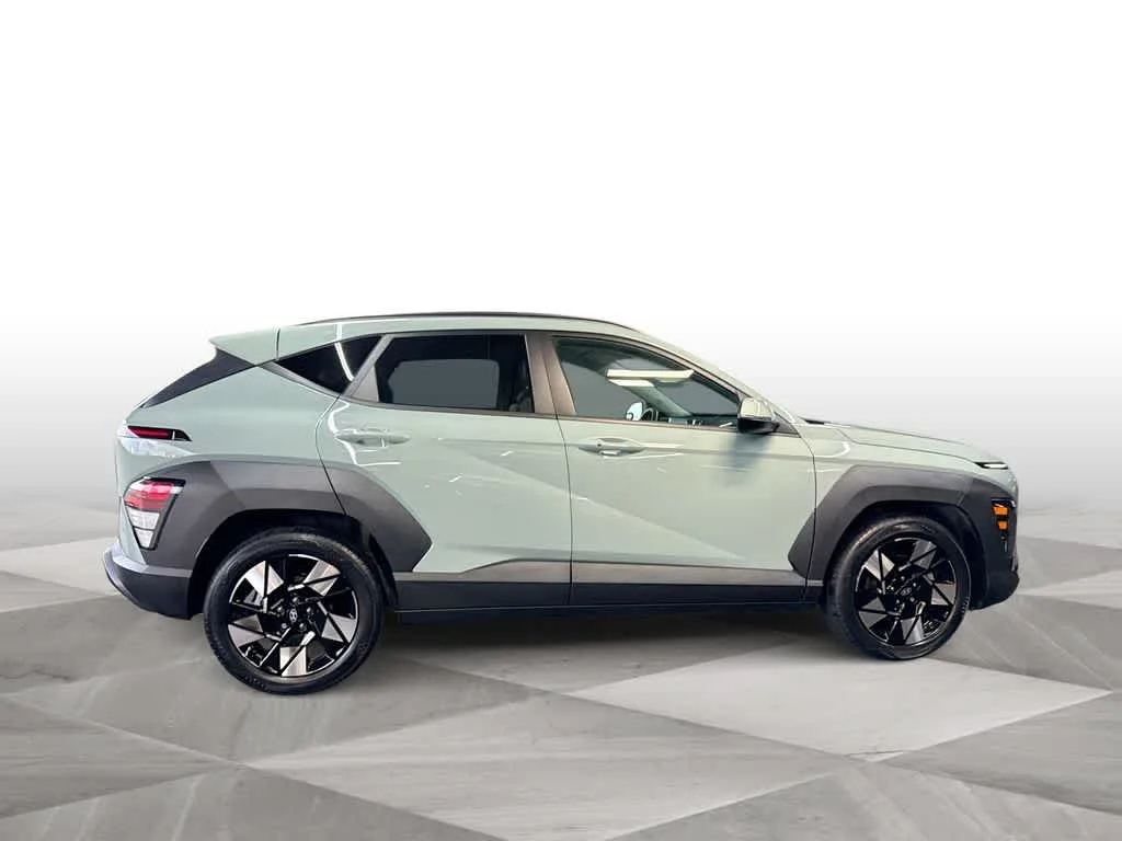 2024 Hyundai Kona SEL photo 9