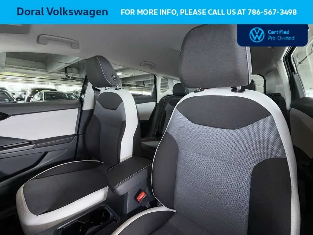 2025 Volkswagen Taos S photo 14