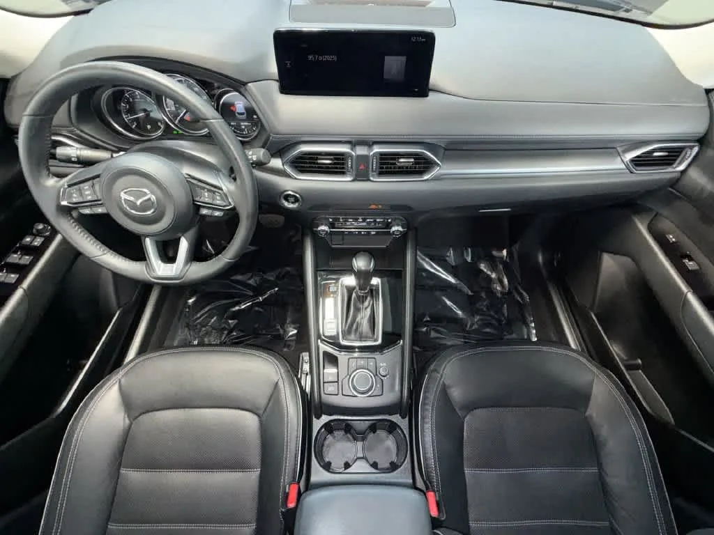 2024 Mazda CX-5 2.5 S Preferred Package photo 24