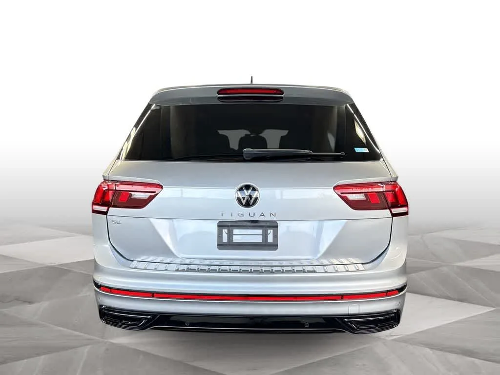 2024 Volkswagen Tiguan SE R-Line Black photo 7