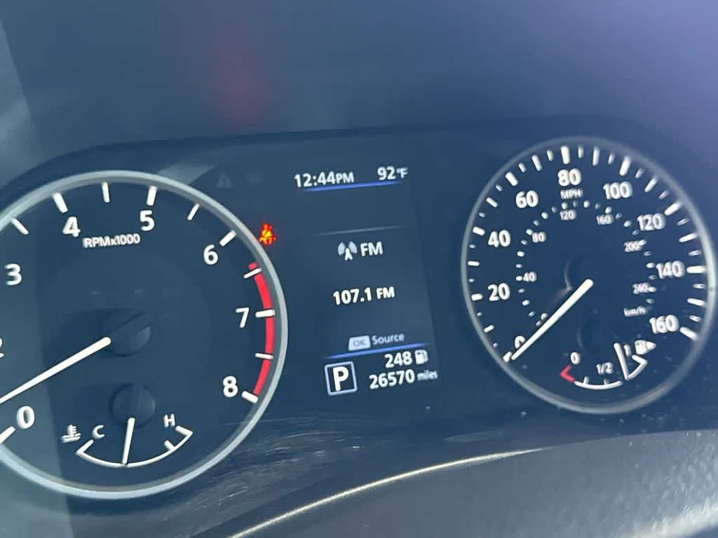 2025 Nissan Sentra S photo 16