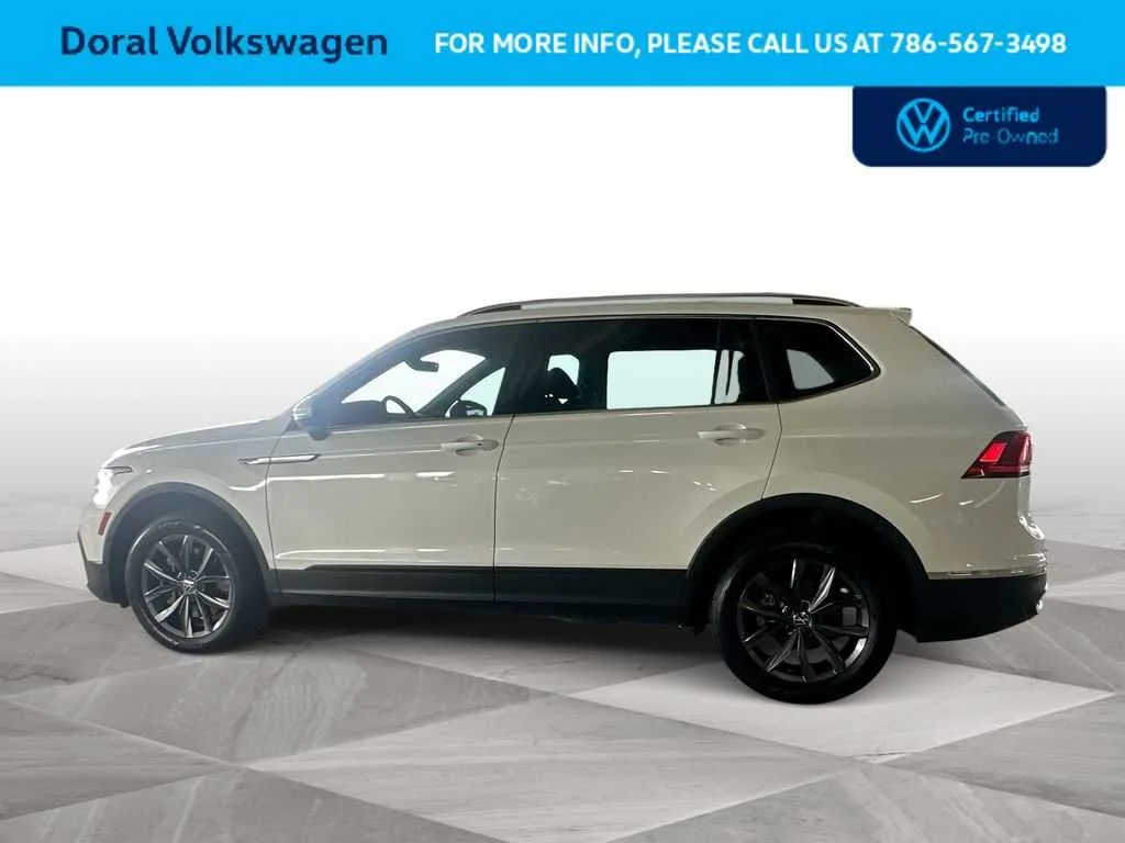 2023 Volkswagen Tiguan SE photo 5