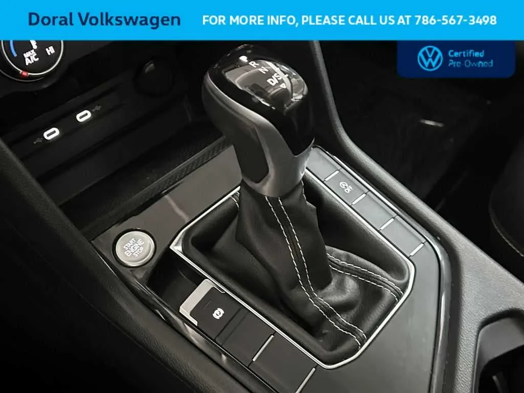 2023 Volkswagen Taos SE photo 21