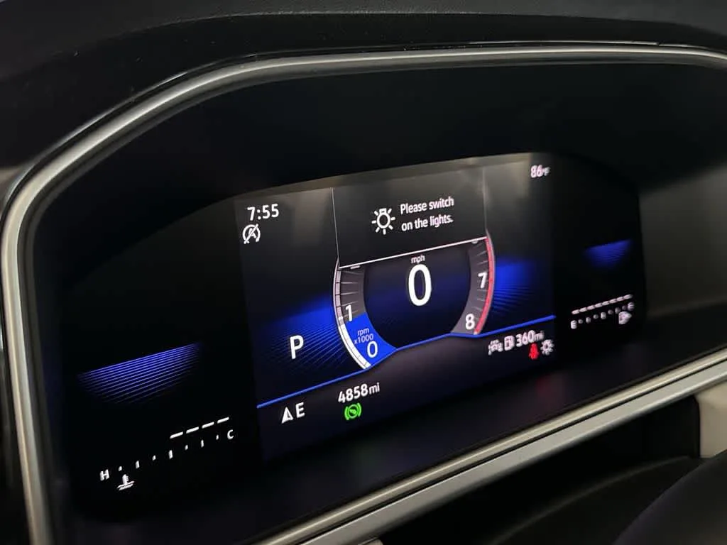 2026 Volkswagen Taos SE photo 16