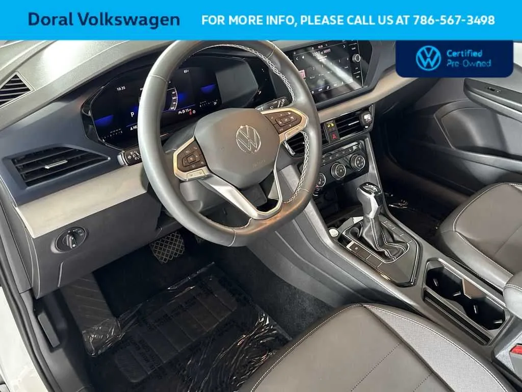 2023 Volkswagen Taos SE photo 13