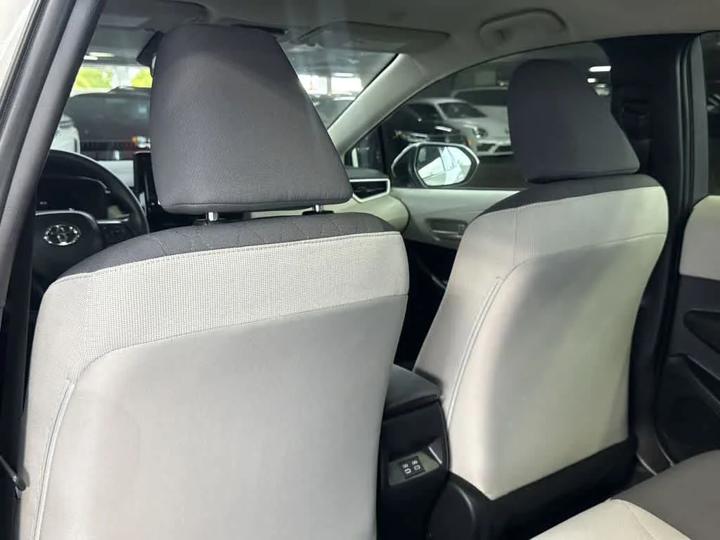 2026 Toyota Corolla LE photo 23