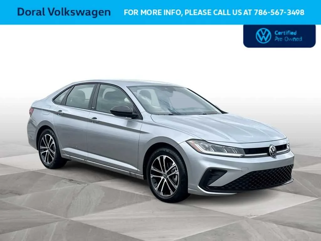2025 Volkswagen Jetta Sport photo 2