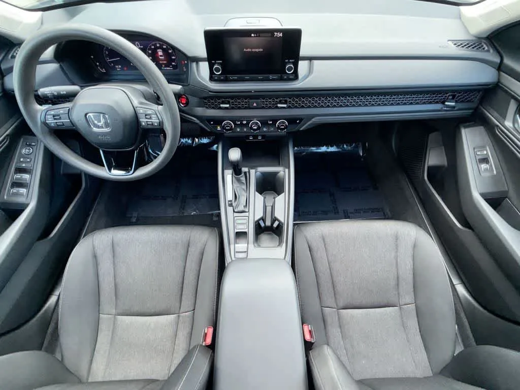 2025 Honda Accord SE photo 24