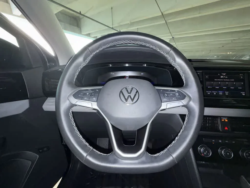 2024 Volkswagen Taos S photo 15
