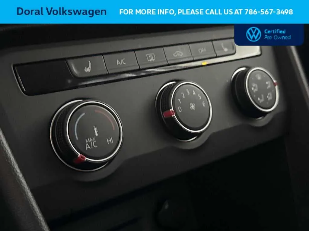 2022 Volkswagen Taos SE photo 20