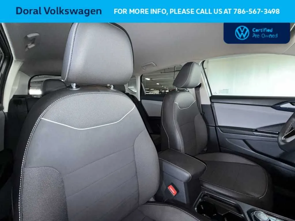 2024 Volkswagen Taos SE photo 27