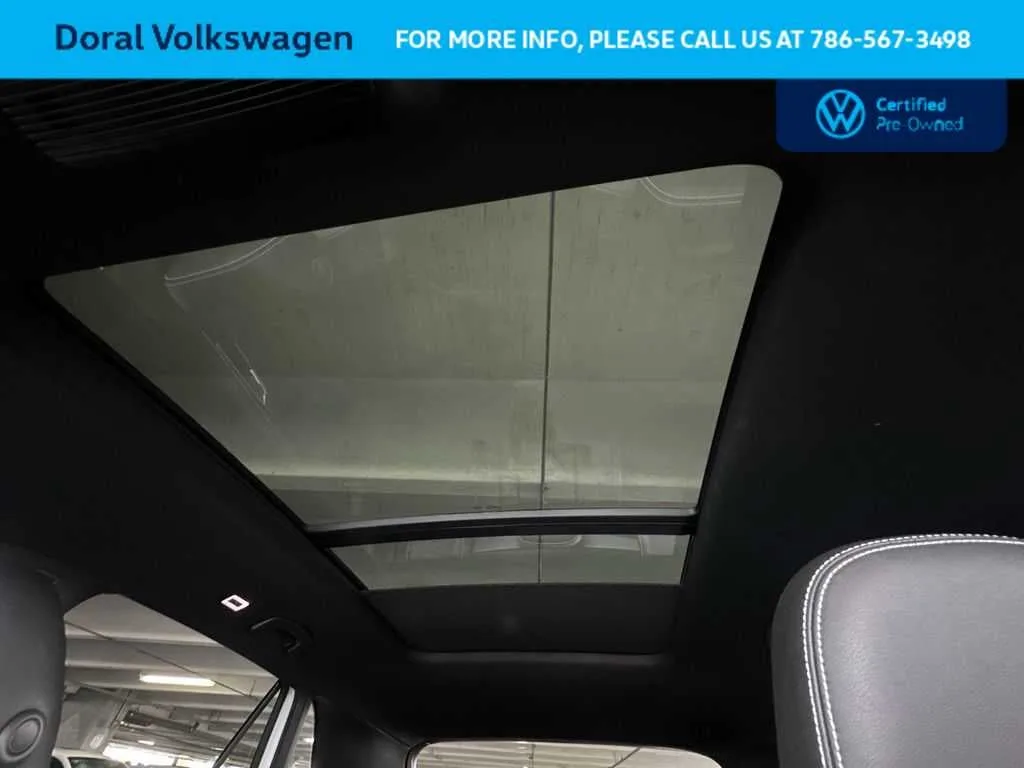 2025 Volkswagen Atlas Cross Sport 2.0T SEL R-Line Black photo 17