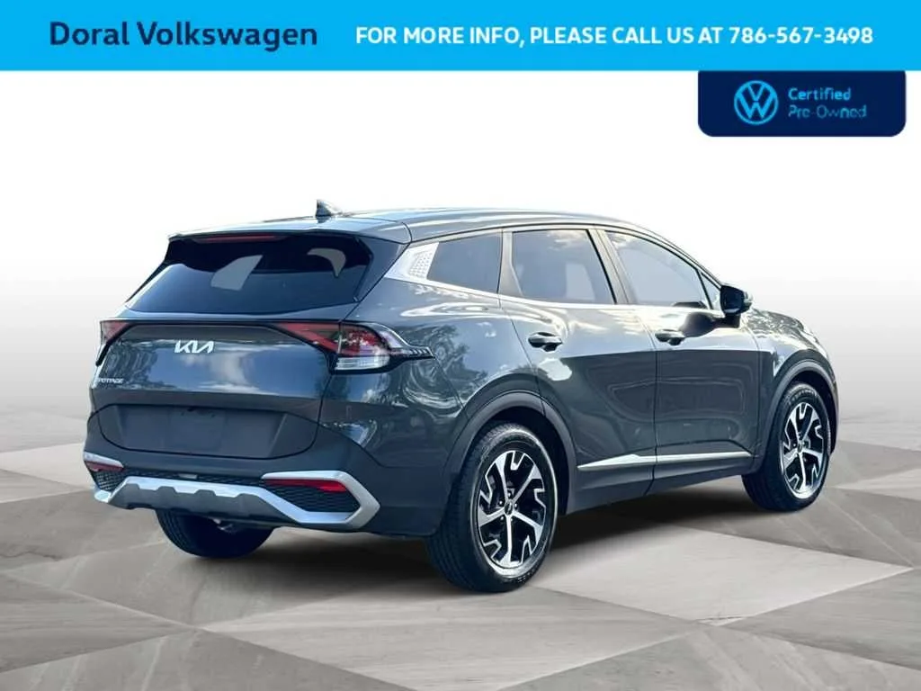 2023 Kia Sportage EX photo 8