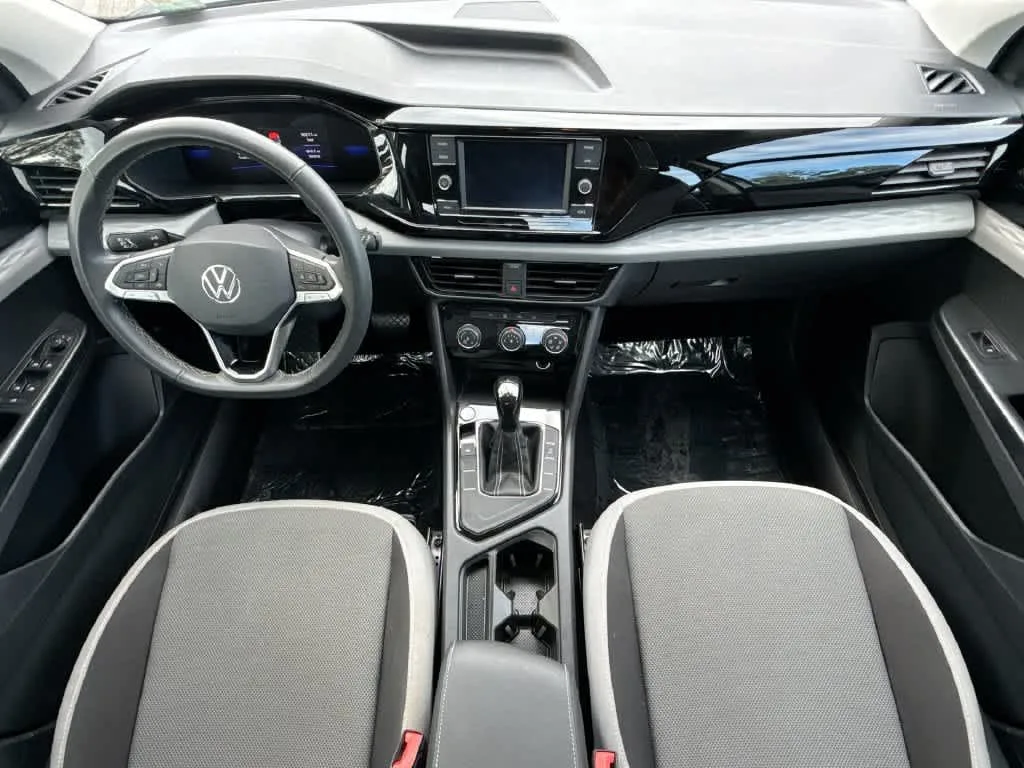 2023 Volkswagen Taos S photo 24