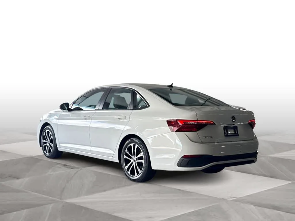 2023 Volkswagen Jetta Sport photo 6
