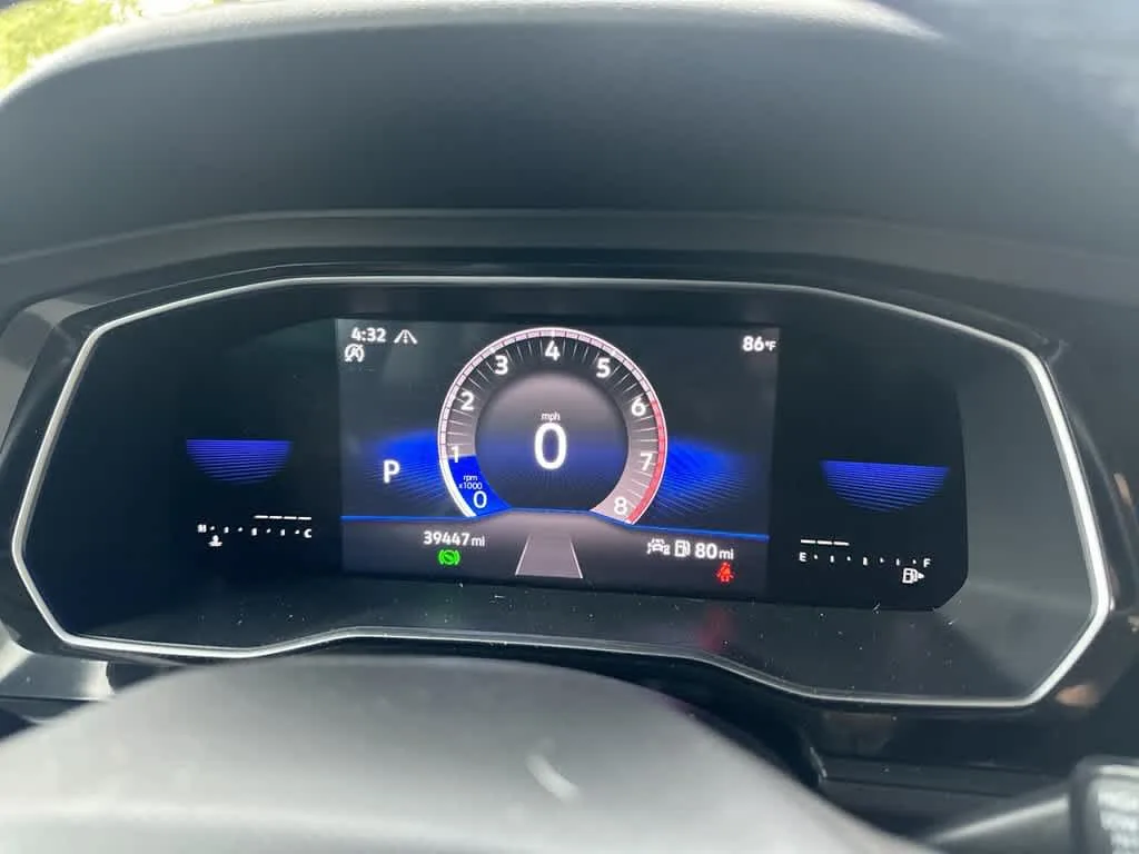 2022 Volkswagen Jetta SE photo 16