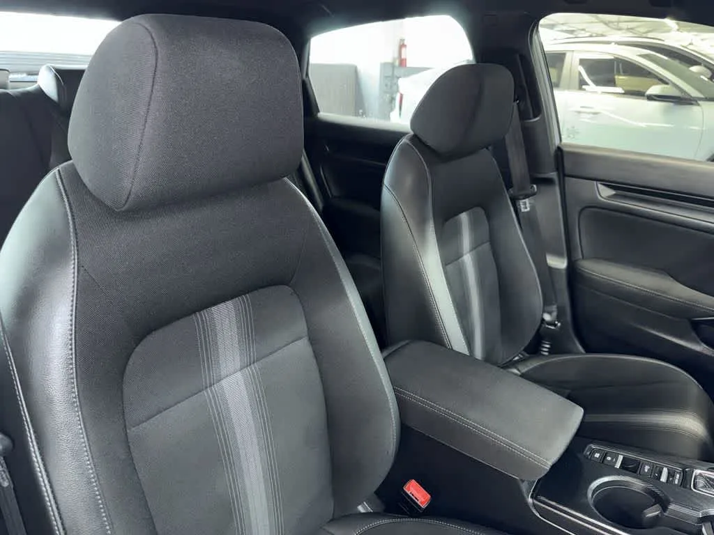 2023 Honda Civic Sport photo 27