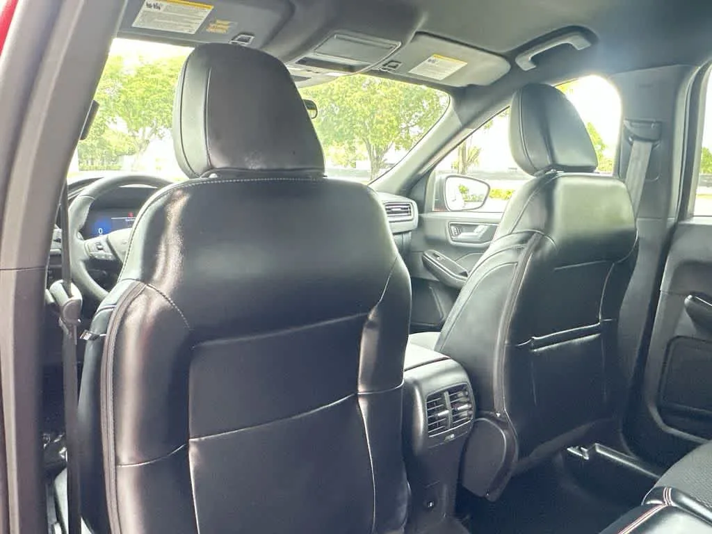 2025 Ford Escape ST-Line photo 23