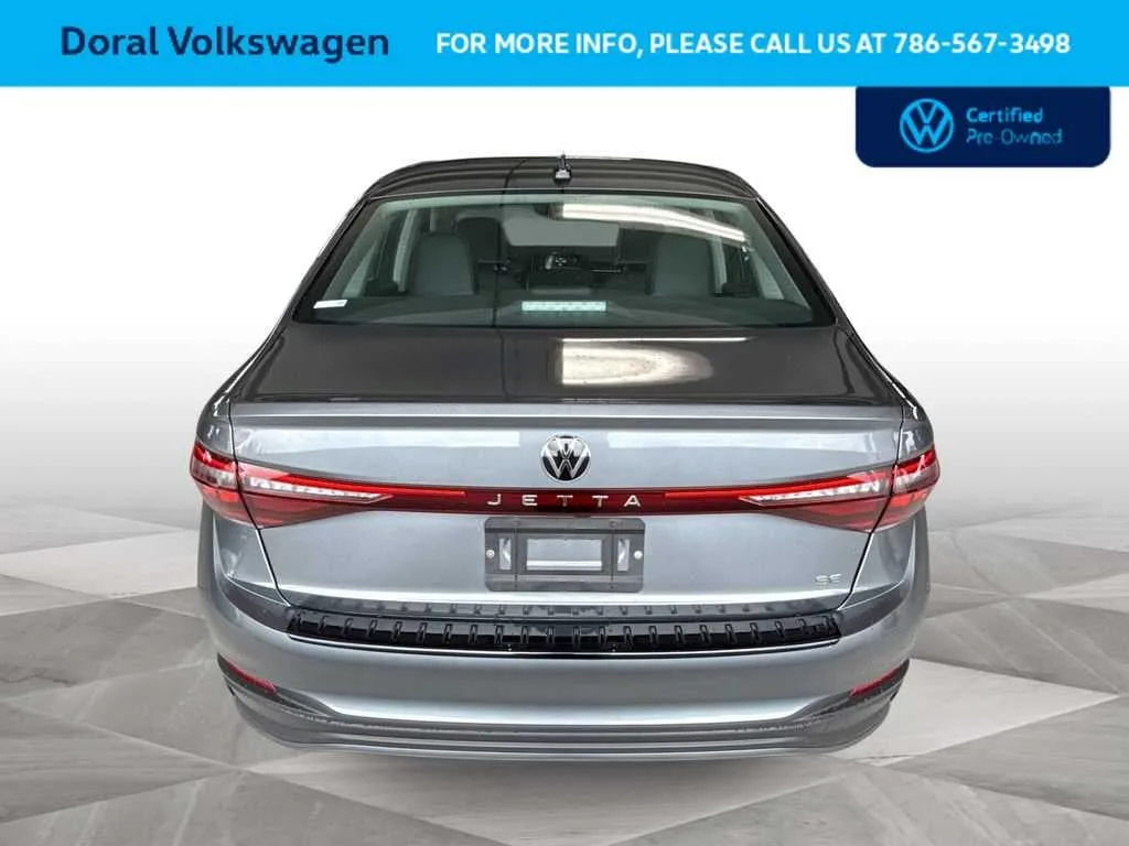 2025 Volkswagen Jetta SE photo 7