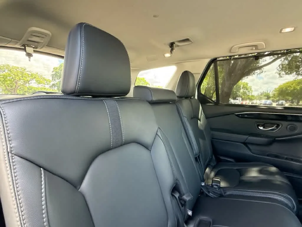 2025 Honda Pilot EX-L photo 26