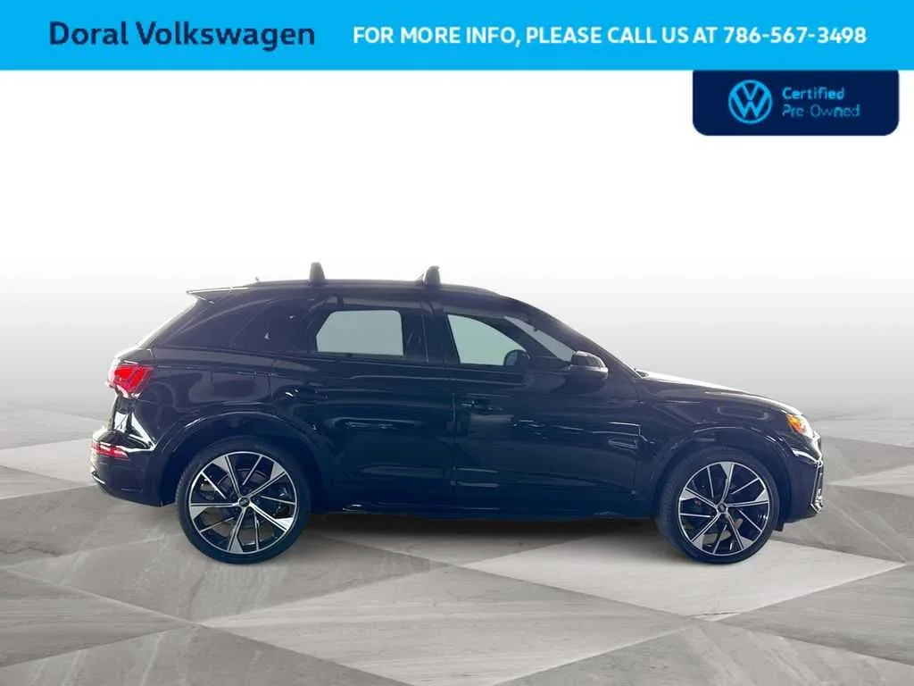 2023 Audi SQ5 Premium Plus photo 9