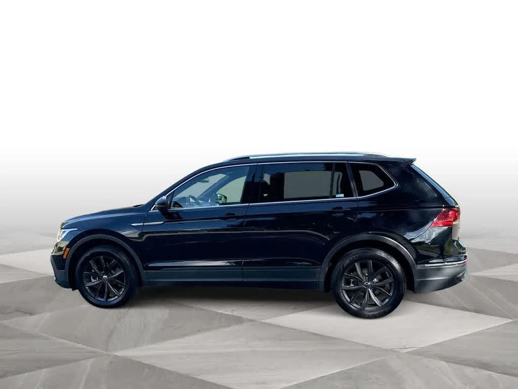 2024 Volkswagen Tiguan SE photo 5