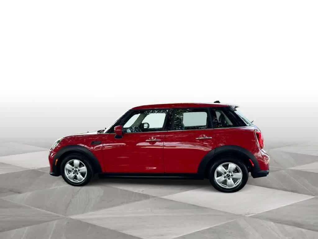 2024 MINI Hardtop 4 Door Cooper photo 5