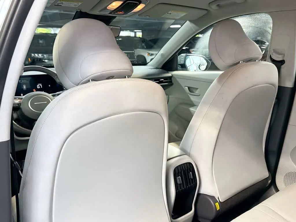2024 Hyundai Kona SEL photo 23