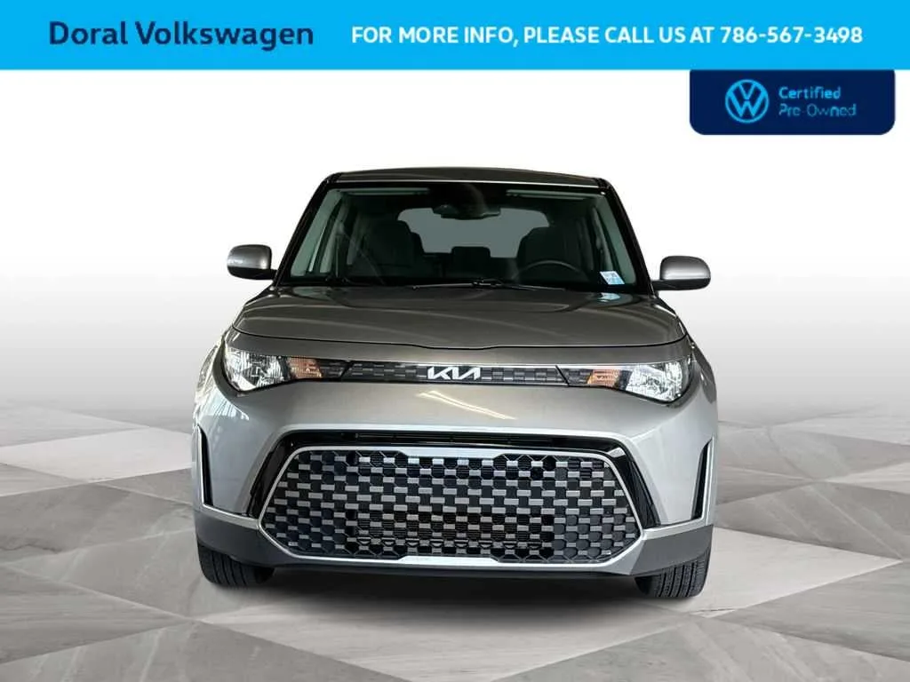 2024 Kia Soul EX photo 3