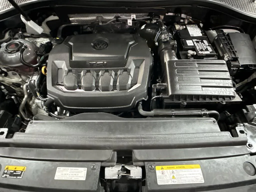 2023 Volkswagen Tiguan SE R-Line Black photo 12