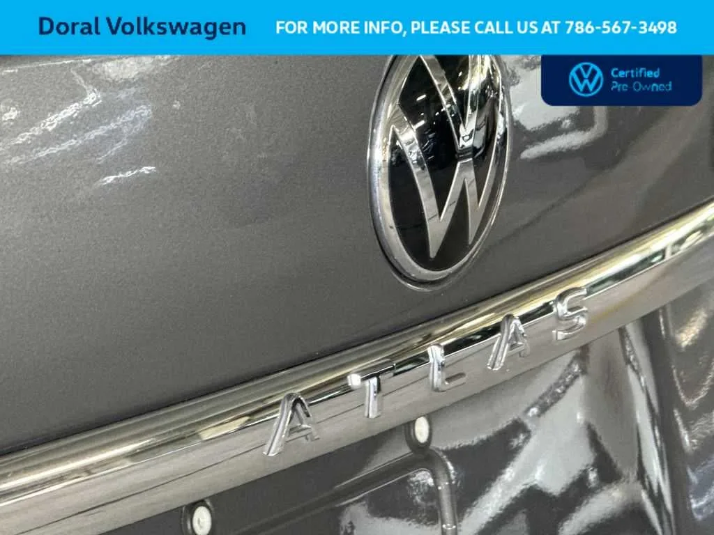 2023 Volkswagen Atlas 3.6L V6 SE w/Technology photo 10