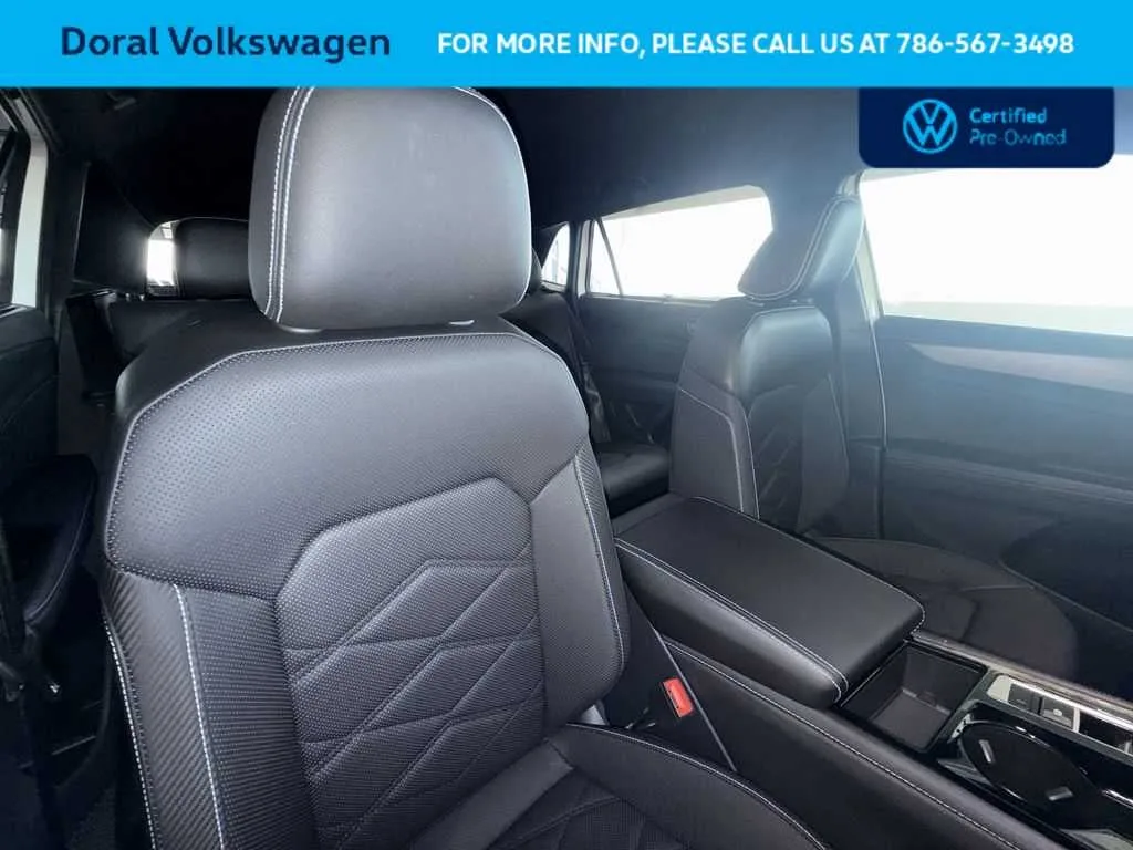 2025 Volkswagen Atlas Cross Sport 2.0T SE w/Technology photo 27