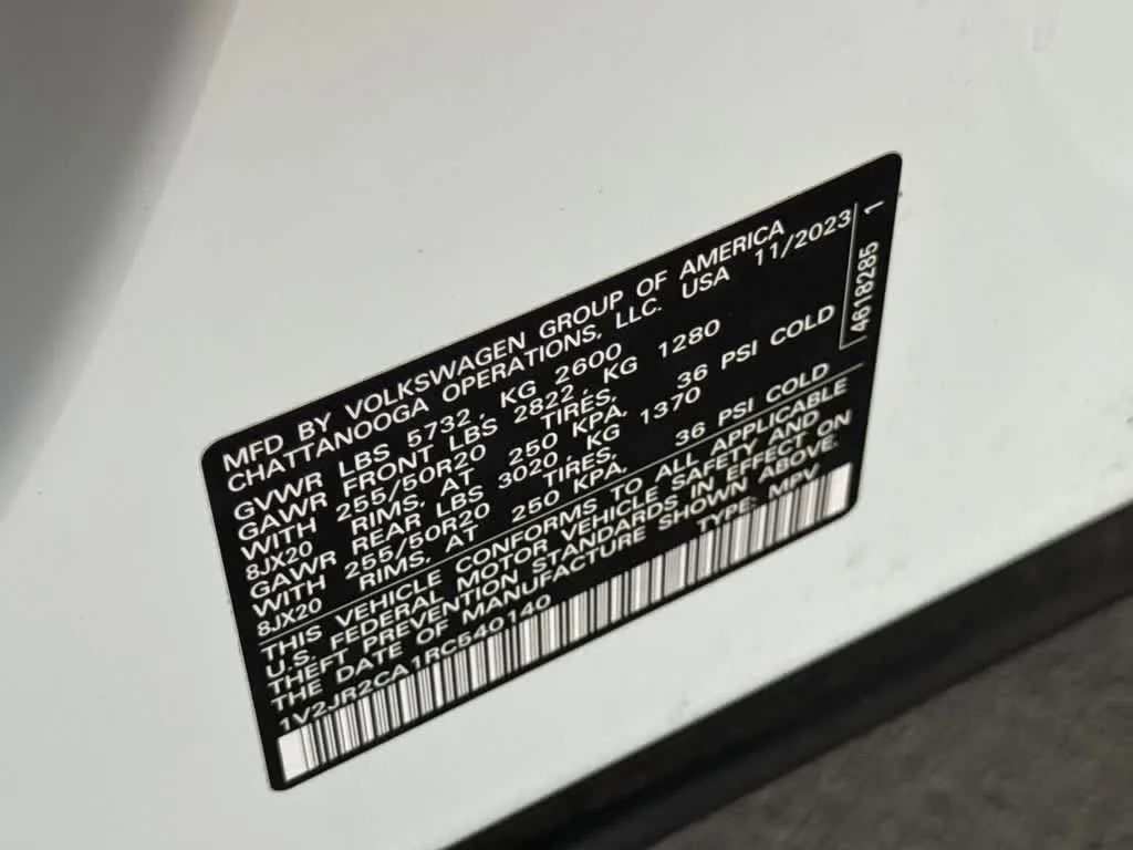 2024 Volkswagen Atlas 2.0T SE w/Technology photo 29