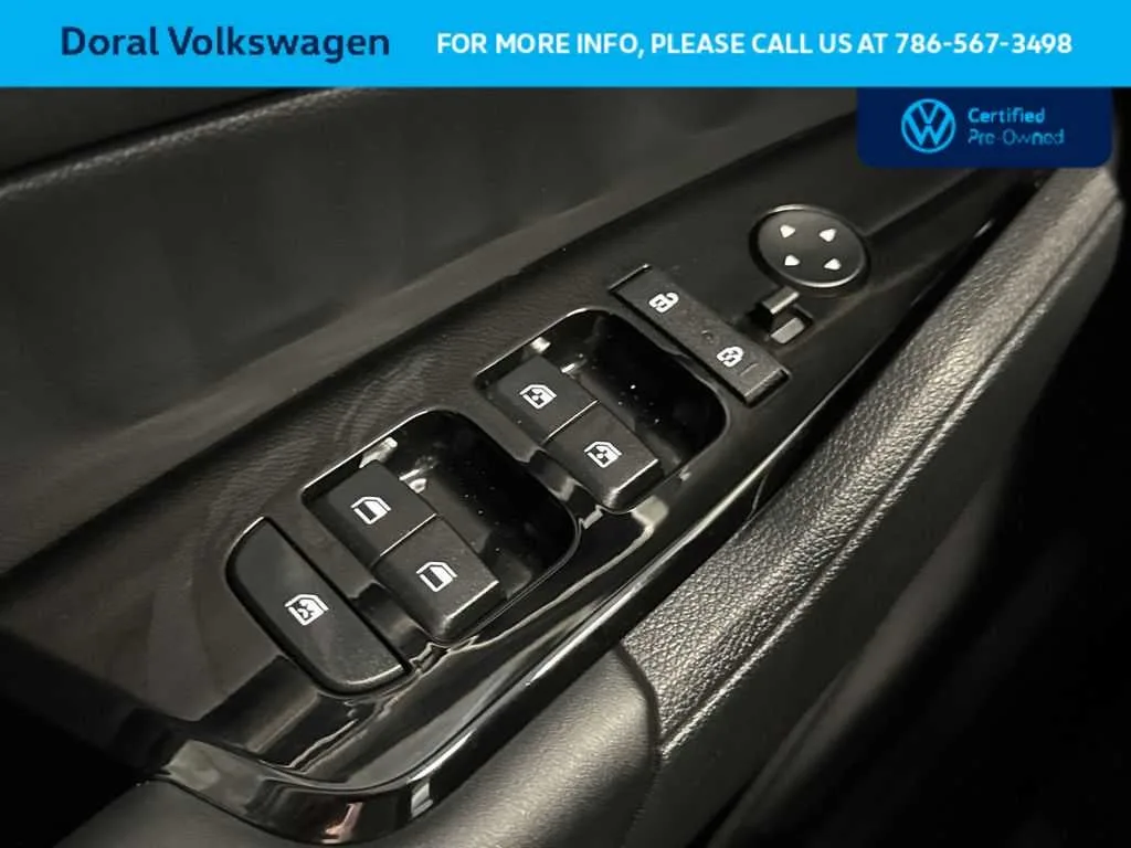 2024 Kia Sportage EX photo 17