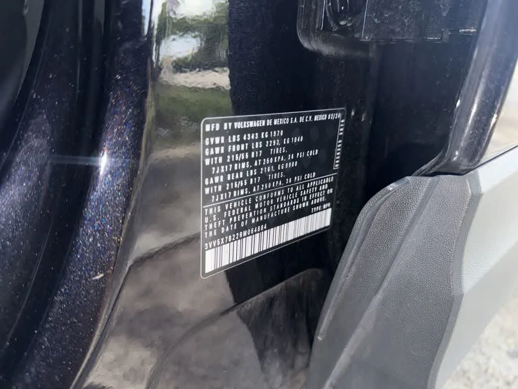 2024 Volkswagen Taos S photo 29