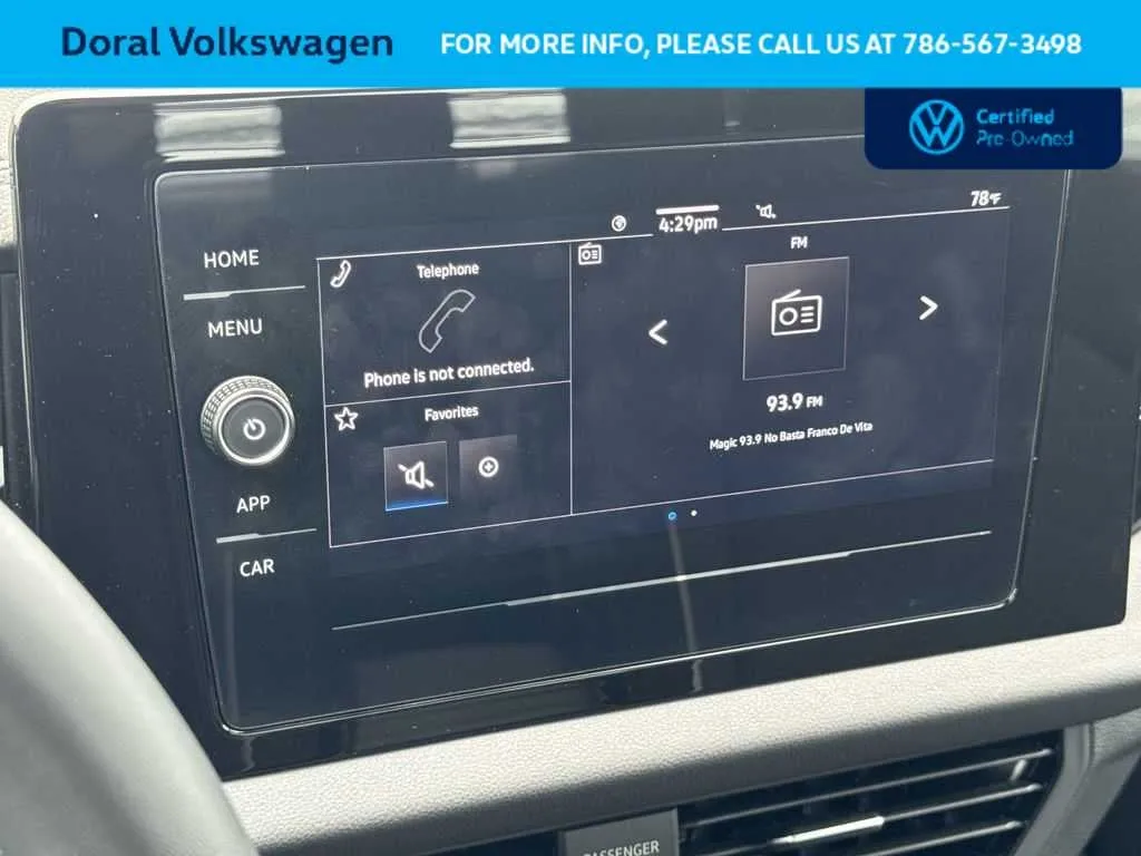 2025 Volkswagen Jetta Sport photo 18