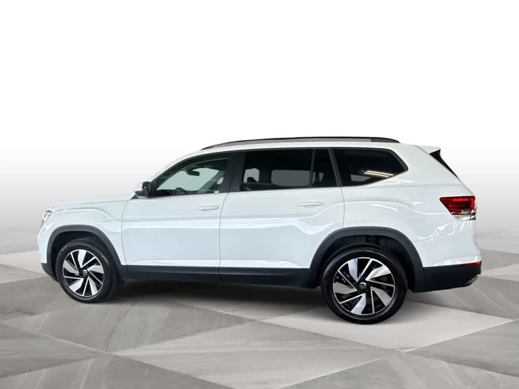 2024 Volkswagen Atlas 2.0T SE w/Technology photo 5