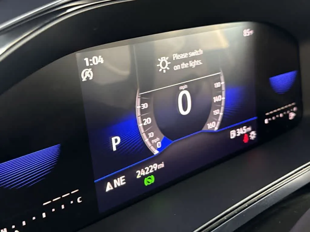 2023 Volkswagen Taos SE photo 16