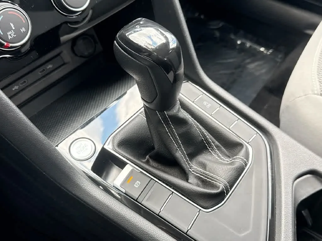 2023 Volkswagen Taos S photo 20