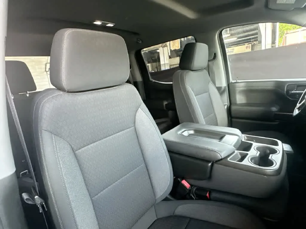 2021 Chevrolet Silverado 1500 LT photo 27