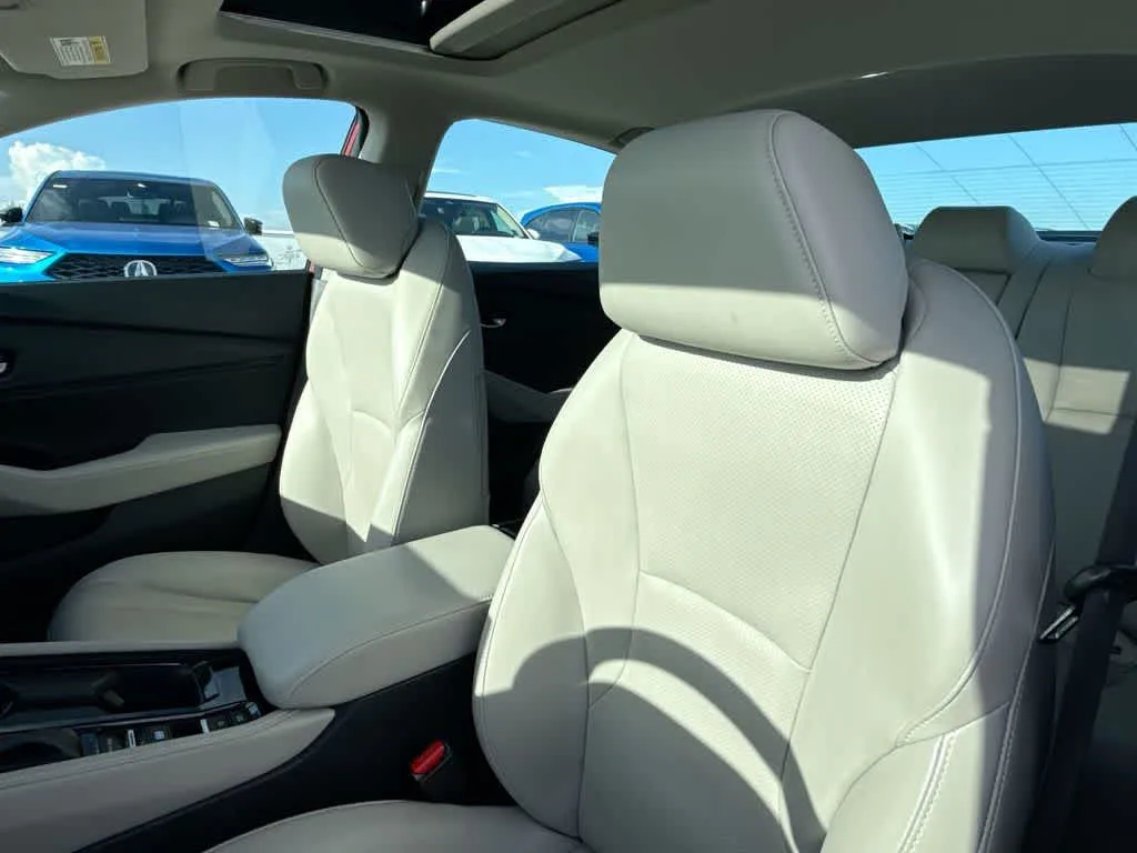 2023 Honda Accord Hybrid Touring photo 14